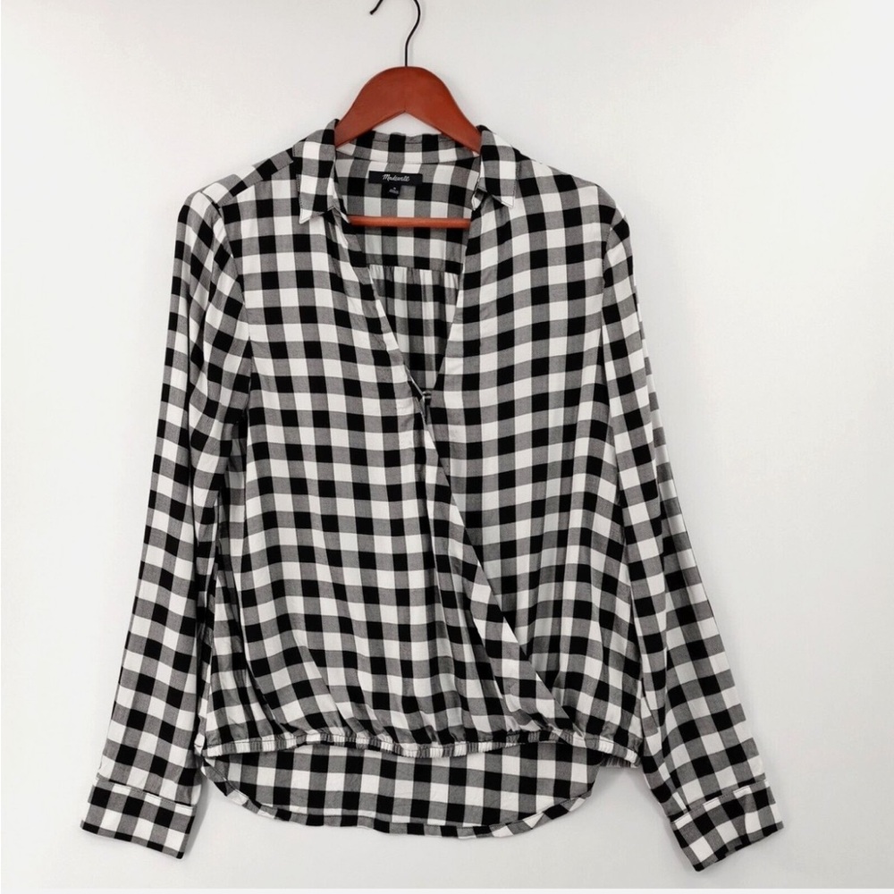 Madewell Wrap-Front Shirt in Buffalo
Check, Size XS